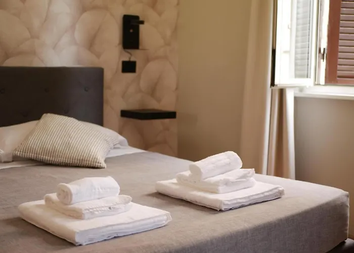 Rooms Piramide